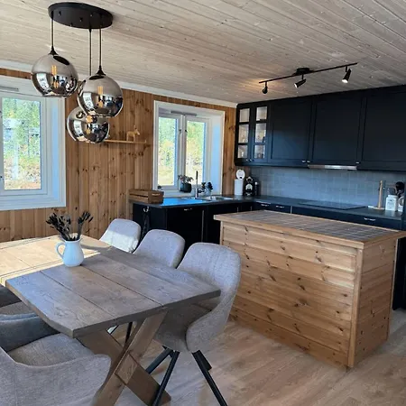 Semesterbostad Beautiful Charming Near Trysil Østby